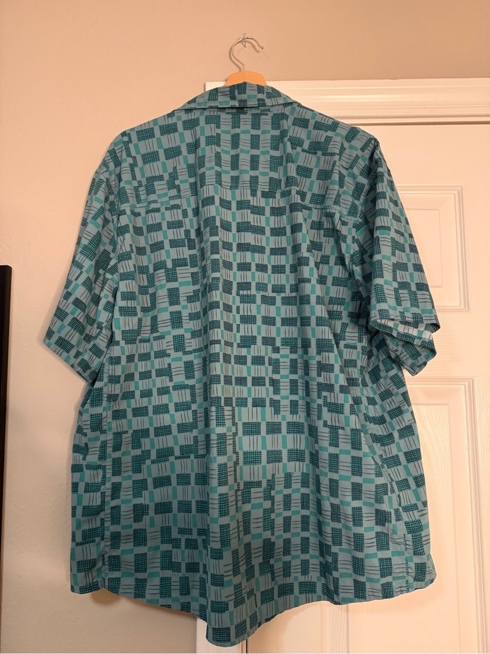 REI Men's Teal Patterned Short-Sleeve Button-Up Shirt - Picture 2 of 6